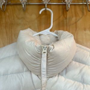 Women’s puffy Columbia Cost Jacket White M